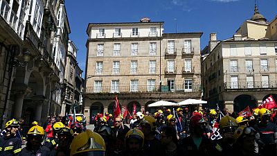 2016 04 18 ManifaBombeirosOurense04.jpg